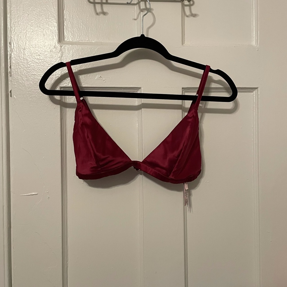 Victoria’s Secret Red Triangle Unlined Bralette